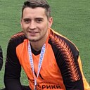 Роман, 33 года