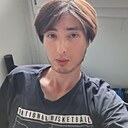 Alejandro, 23 года