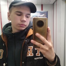 Фотография мужчины Андрей, 18 лет из г. Омск