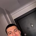 Максим, 24 года