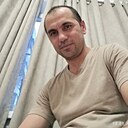 Фаррух, 41 год