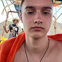 Михаил, 19 лет