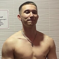 Фотография мужчины Роман, 19 лет из г. Омск