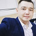Молодой, 35 лет