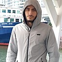 Эм, 27 лет