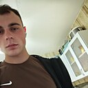 Виталий, 22 года