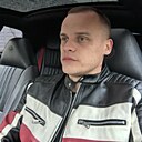 John, 30 лет