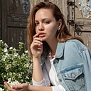 Карина, 25 лет