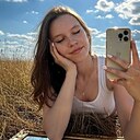 Вика, 18 лет