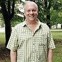 Валера, 62 года