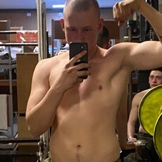 Фотография мужчины Илья, 21 год из г. Владивосток