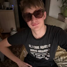Фотография мужчины Валерий, 18 лет из г. Кингисепп