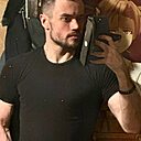 Илья, 32 года