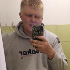 Фотография мужчины Артем, 27 лет из г. Новый Уренгой