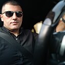 John, 35 лет
