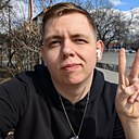Денис, 22 года