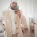 Нарек, 23 года