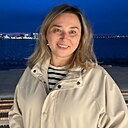 Алсу, 45 лет