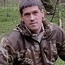 Den, 32 года