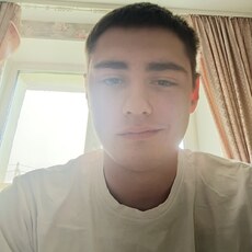 Фотография мужчины Илья, 20 лет из г. Борисов