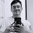 Максим, 24 года
