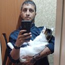 Роман, 33 года