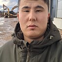 Нодир, 25 лет