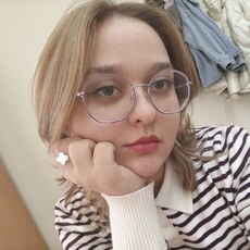 Фотография девушки Алина, 18 лет из г. Нальчик