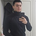 Гусейн, 22 года