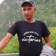 Фотография мужчины Леонид, 37 лет из г. Ростов Великий