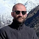 As, 32 года