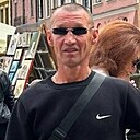 Саша, 46 лет