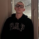 Владислав, 19 лет