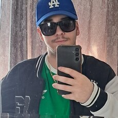 Фотография мужчины Andrei, 22 года из г. Galați