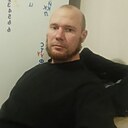 Гари, 34 года