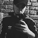Макс, 18 лет