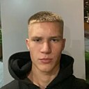 Максим, 22 года