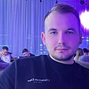 Илья, 33 года