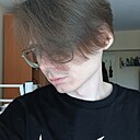 Илья, 24 года