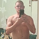 Макс, 33 года
