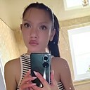 София, 32 года