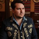 Roman, 32 года