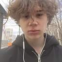 Илья, 23 года
