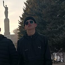 Фотография мужчины Денис, 20 лет из г. Таганрог