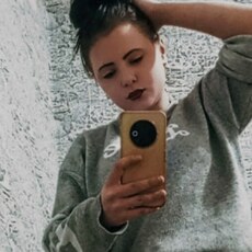 Фотография девушки Алёна, 18 лет из г. Псков