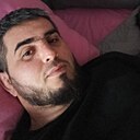 Адам, 32 года