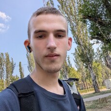 Фотография мужчины Рома, 20 лет из г. Луганск
