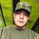 Артур, 24 года