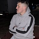 Максим, 25 лет