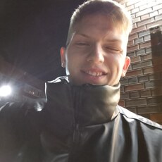 Фотография мужчины Илья, 21 год из г. Ярославль